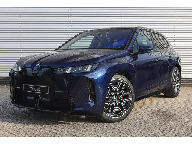 BMW iX xDrive45 M Sport
