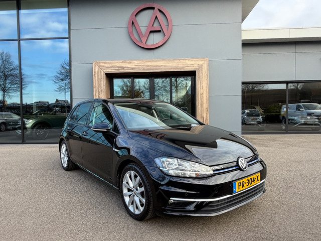 Volkswagen Golf 1.5 TSI Highline | Virtual | Camera | Adapt. Cruise | Carplay | Rijklaar incl. 1 jaa