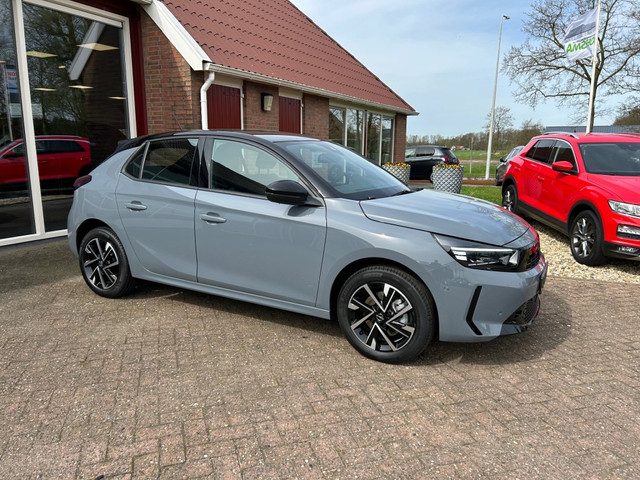 Opel Corsa GS 1.2 TURBO 100PK CAMERA/LED KOPLAMPEN/NAVIA VIA APPLE&ANDROID/