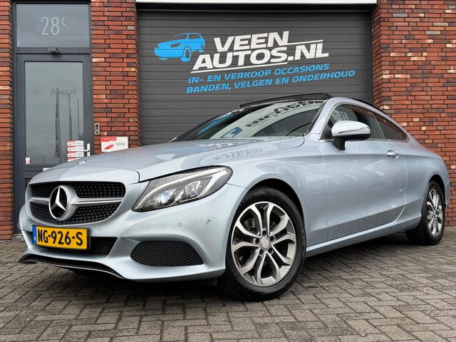 Mercedes-Benz C-Klasse Coupé 180 Lease Edition Pano LED NAP