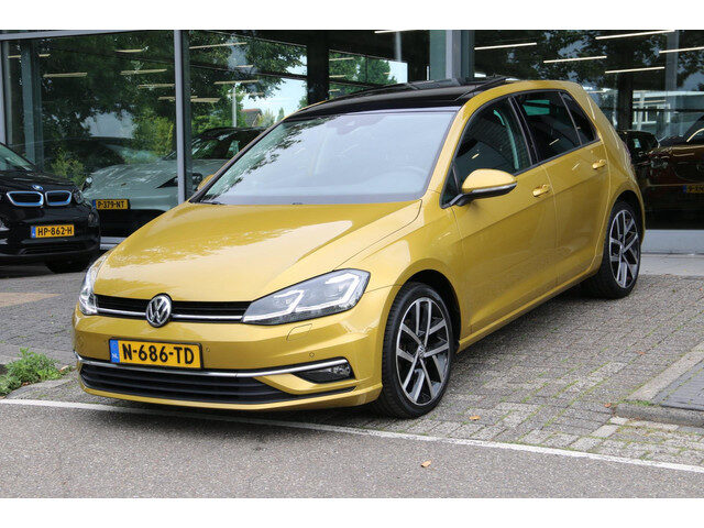 Volkswagen Golf 1.4 TSI Highline Business R PANO-DAK!