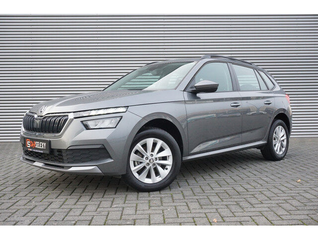 Škoda Kamiq 110 PK Ambition AUTOMAAT | AIRCO | PDC | NAVI BY APP