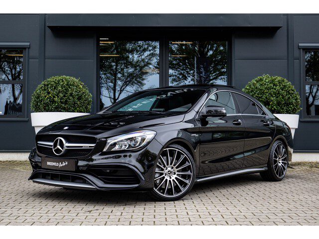Mercedes-Benz CLA 45 AMG 4MATIC 381pk, Panoramadak, 2017