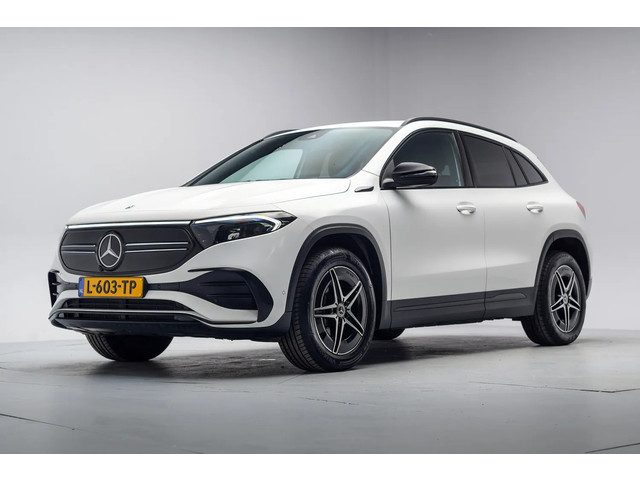 Mercedes-Benz EQA 250 AMG Business Solution 67kWh 3 fase [ LED Stoelverwarming Camera Leder/Alcantar
