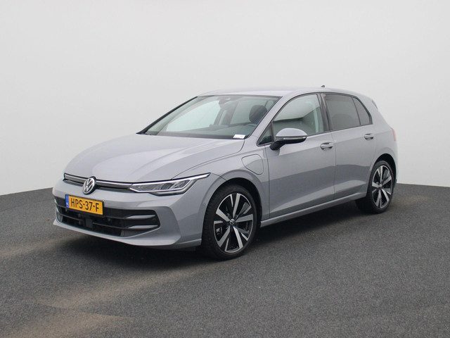 Volkswagen Golf 1.5 eHybrid 50 Edition