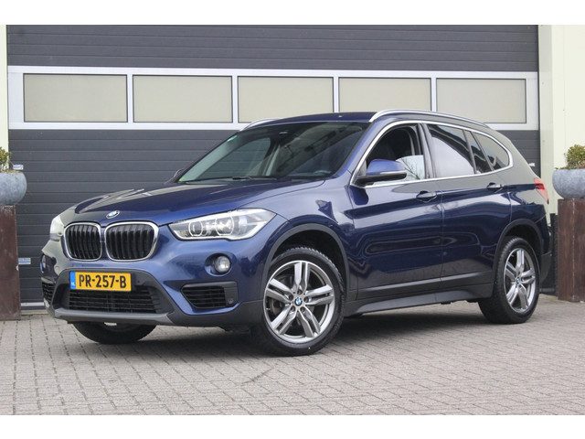 BMW X1 SDrive18i High Executive | Leer | Head-up |