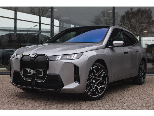BMW iX xDrive60 M Sport