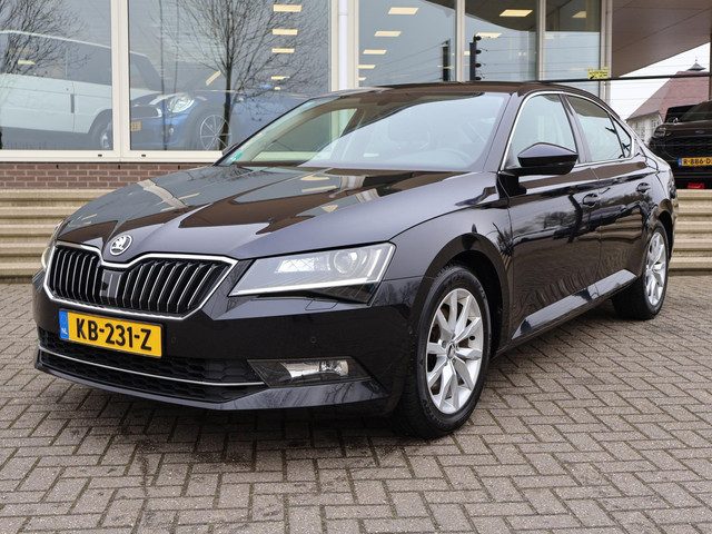 Škoda Superb 1.6 TDI DSG + TREKHAAK | CANTON AUDIO | STOELVERW.