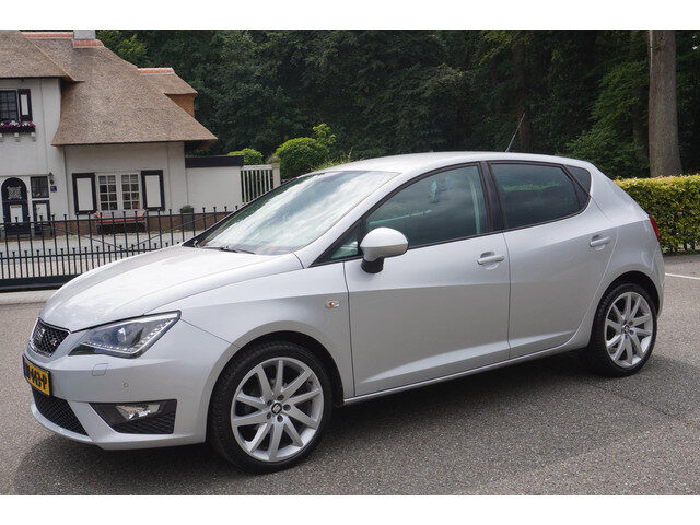 Seat Ibiza 1.0 EcoTSI FR Connect Xenon Led Navigatie Stoelve