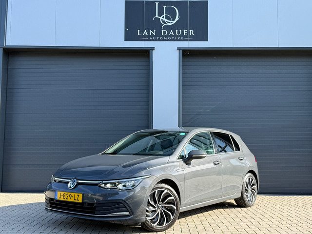 Volkswagen Golf 1.5 TSI Style / Nardo Grey !