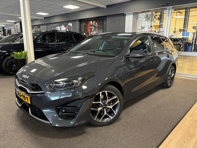 Kia Ceed Sportswagon 1.6 GDI PHEV ExecutiveLine / leder / panorama-dak / camera / stoel en stuur ver