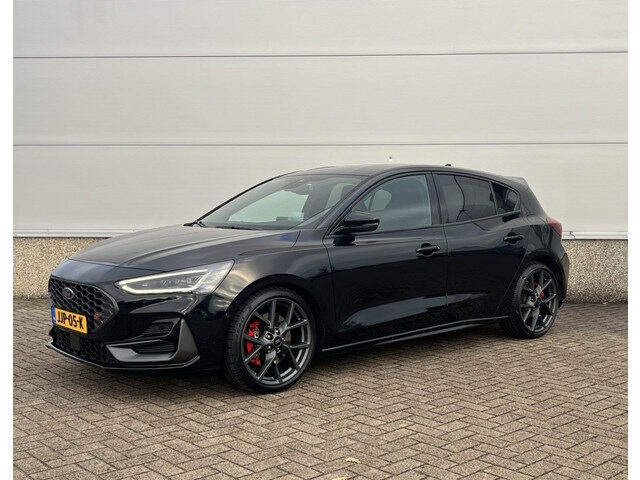 Ford Focus 2.3 EcoBoost ST-X AUTOMAAT! DRIVERPACK! WINTERPACK! B&O!