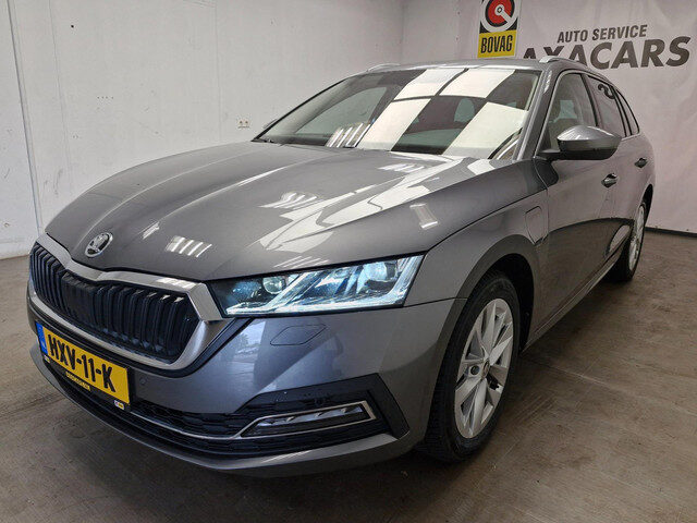 Škoda Octavia Combi 1.4 TSI iV PHEV Sportline Business 12 MAANDEN BOVAG GARANTIE !!!