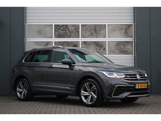 Volkswagen Tiguan 1.5 TSI R-Line Business+ DSG ACC/Virtual/Camera/Panodak/Keyless/LED/LaneAssist/Car