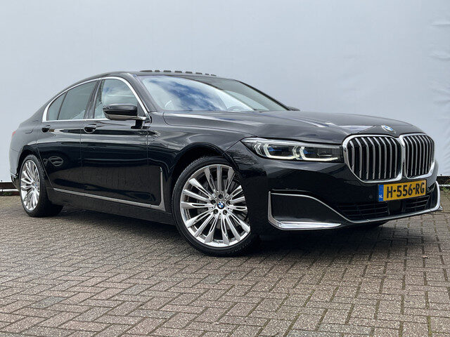 BMW 7 Serie 730d xDrive ACC Pano Softclose 4wielsturing High Executive HUD
