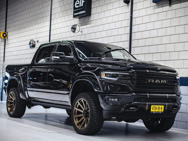 Dodge Ram 1500 Limited Night Edition