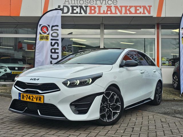 Kia ProCeed 1.0 T-GDi GT-PlusLine 120pk BJ.12-2022 / Panodak / Navi / Keyless / Led / Half Leder / N