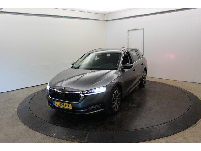 Škoda Octavia Combi 1.4 TSI iV PHEV 204 PK