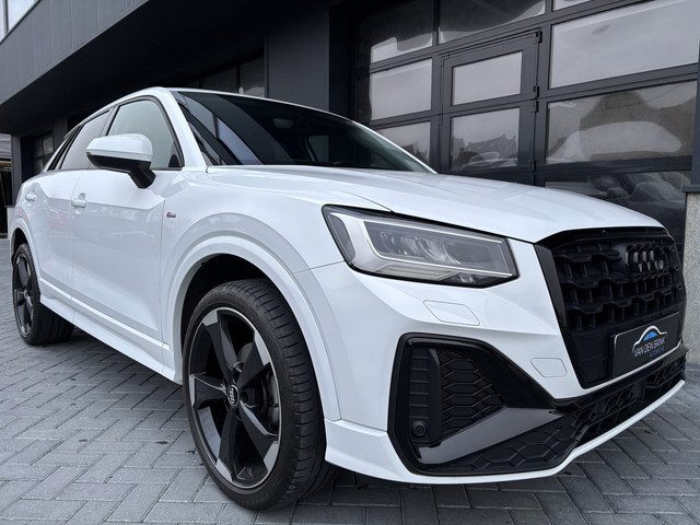 Audi Q2 35 TFSI S-line Black Keyless