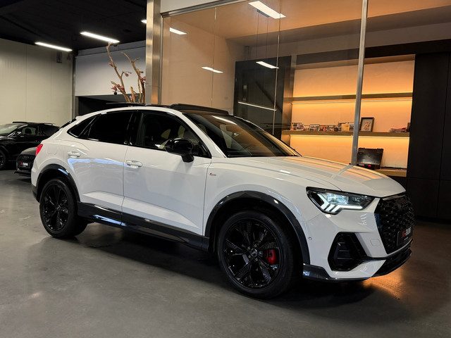Audi Q3 Sportback 35 TFSI S line Edition Panorama Keyless Camera