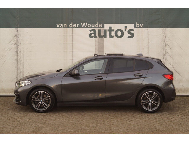 BMW 1 Serie 118i 136pk Automaat High Executive -PANO-NAVI-ECC-