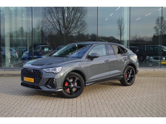 Audi Q3 Sportback 45 TFSI e S Edition | 245pk | Trekhaak | Carplay | ACC | Stoelverwarming