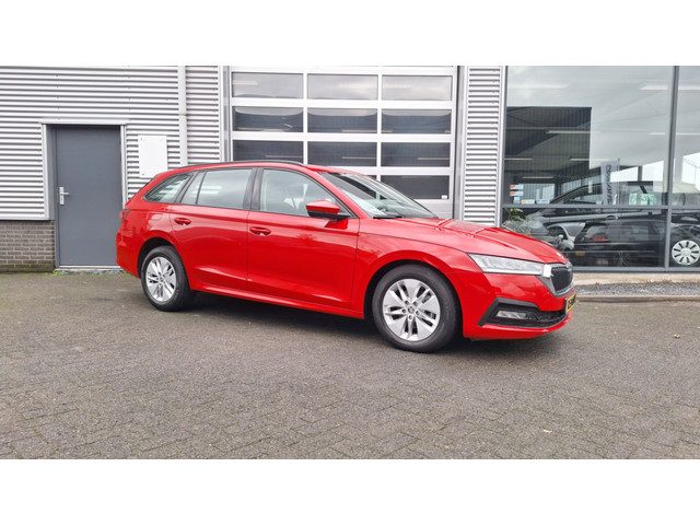 Škoda Octavia Combi 1.0 TSI Ambition/Navigatie*Cruise*Pdc/Led*Metalic/Enz