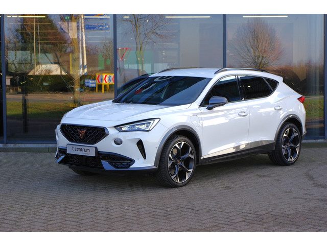 Cupra Formentor 1.4 e-Hybrid 245 PK VZ Performance PHEV, Trekhaak, Adap. Cruise Control, Camera