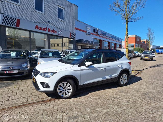 Seat Arona 1.0 TSI STYLE / Keyless / NAP / Navigatie / Camera /