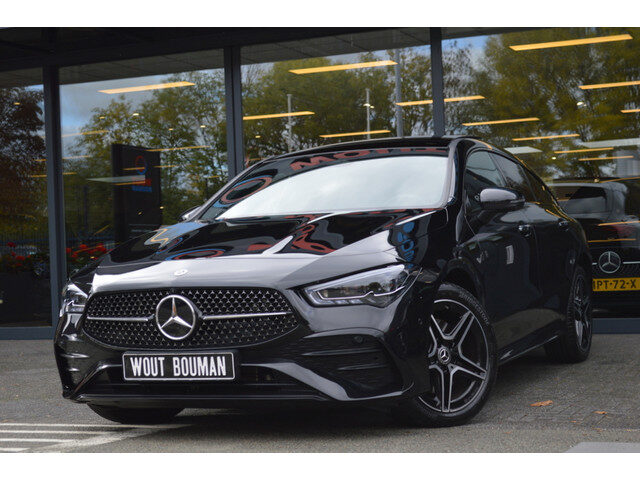 Mercedes-Benz CLA Shooting Brake 250 e AMG Led Leder Panorama Memory Distronic Burmester Camera 360