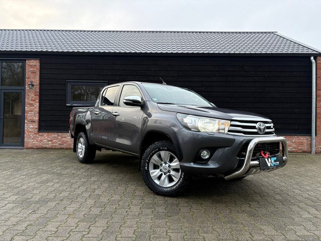 Toyota Hilux 2.4 D - 5 Persoons - Marge - Automaat - 3500kg