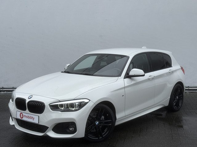 BMW 1 Serie 118i High Executive M-Sport Apple CarPlay