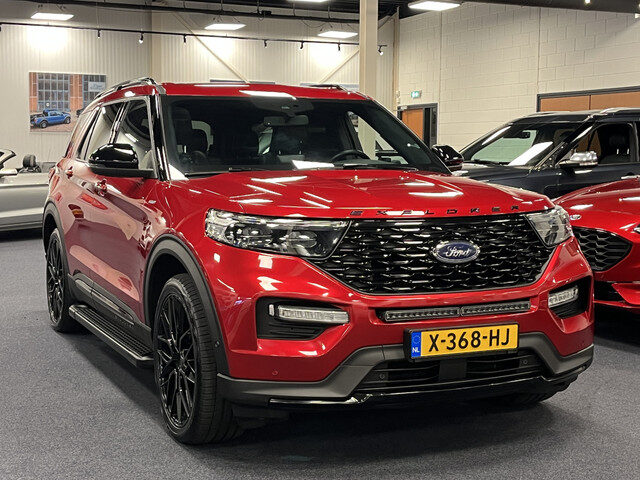 Ford Explorer 3.0 V6 EcoBoost PHEV ST-Line 457PK AWD | 7-Persoons | Trekhaak | Panodak | Side bars |