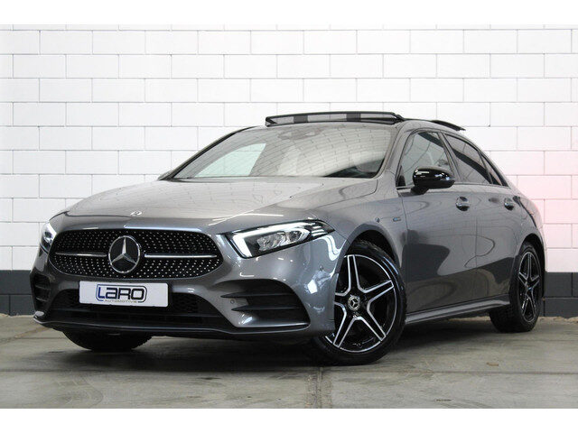 Mercedes-Benz A-Klasse 250 e AMG Limousine | Trekhaak Sfeer Cam Wide CarPlay Stoelverw.