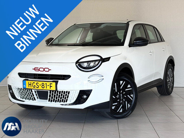 Fiat 600 600e RED 54 kWh