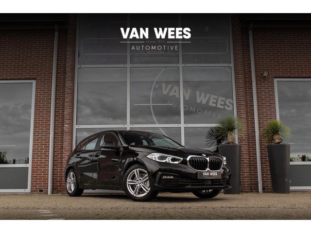 BMW 1 Serie 116d F40 Executive Edition | 1e eigenaar | NL Auto | DAB | LED | Carplay | PDC | Cruise-