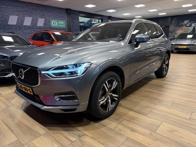 Volvo XC60 2.0 T8 Twin Engine AWD Momentum Pro