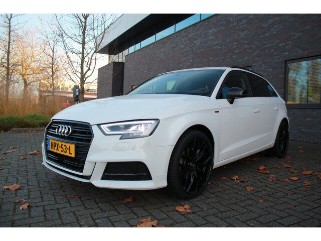 Audi A3 SPORTBACK 35 TFSI CoD Advance Sport