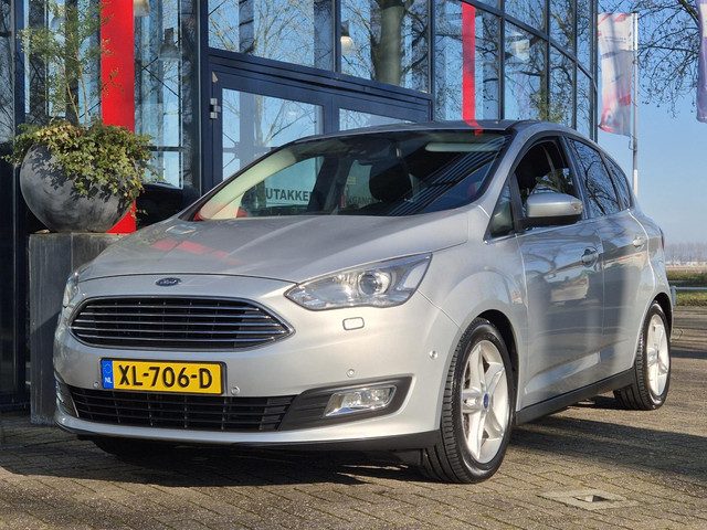 Ford C-MAX 1.0 Titanium 125PK | Navigatie | Parkeersensoren + Camera | Stuur + Stoelverwarming | 17