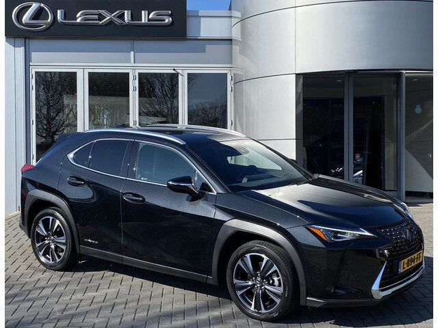Lexus UX 250h Preference Line