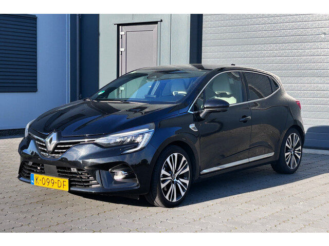 Renault Clio 1.6 E-Tech Hybrid 140 Initiale Paris