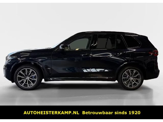 BMW X5 M60i xDrive M Sport 530 PK V8