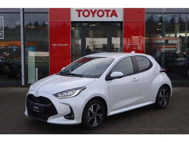 Toyota Yaris HYBRID 115 DYNAMIC