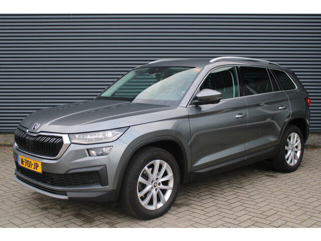 Škoda Kodiaq 1.5 TSI Business Facelift Full-Led Virtual-Cockpit Camera Full-Led DAB+