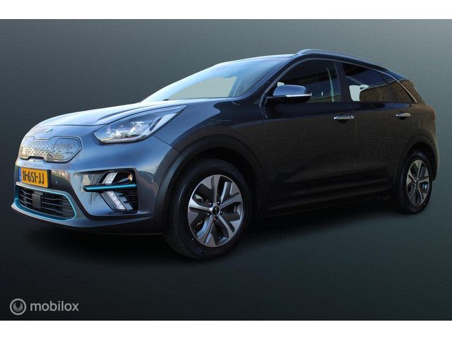 Kia e-Niro ExecutiveLine 64 kWh, Stoel-stuurverwarming, Leer, Navi, App connect, Cruise, Clima, Pdc