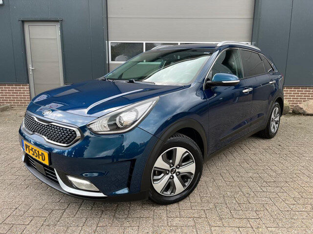 Kia Niro 1.6 GDi Hybrid BusinessLine-Carplay-LEDER-PDC!