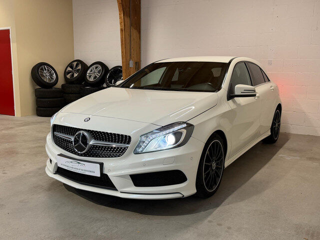 Mercedes-Benz A-Klasse 180 AMG-line - Dealer onderhouden