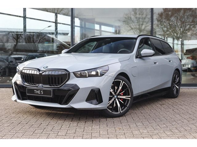 BMW 5 Serie touring 530e M Sport Automaat