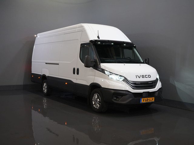 Iveco Daily 35S18HV 3.0 180 pk Aut. L4H3 Face Lift/ Luchtvering/ LED/ Flitsers/ Adapt.Cruise/ Gev.st