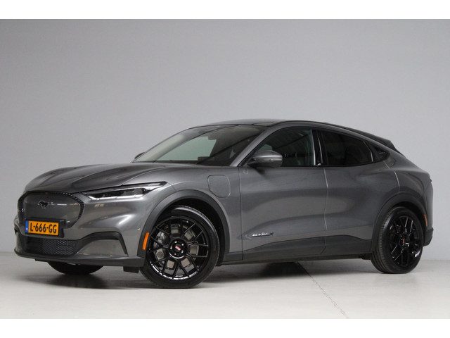 Ford Mustang Mach-E Extended RWD 98 kWh | panoramadak | B&O | 360 camera | BBS velgen | dodehoek det